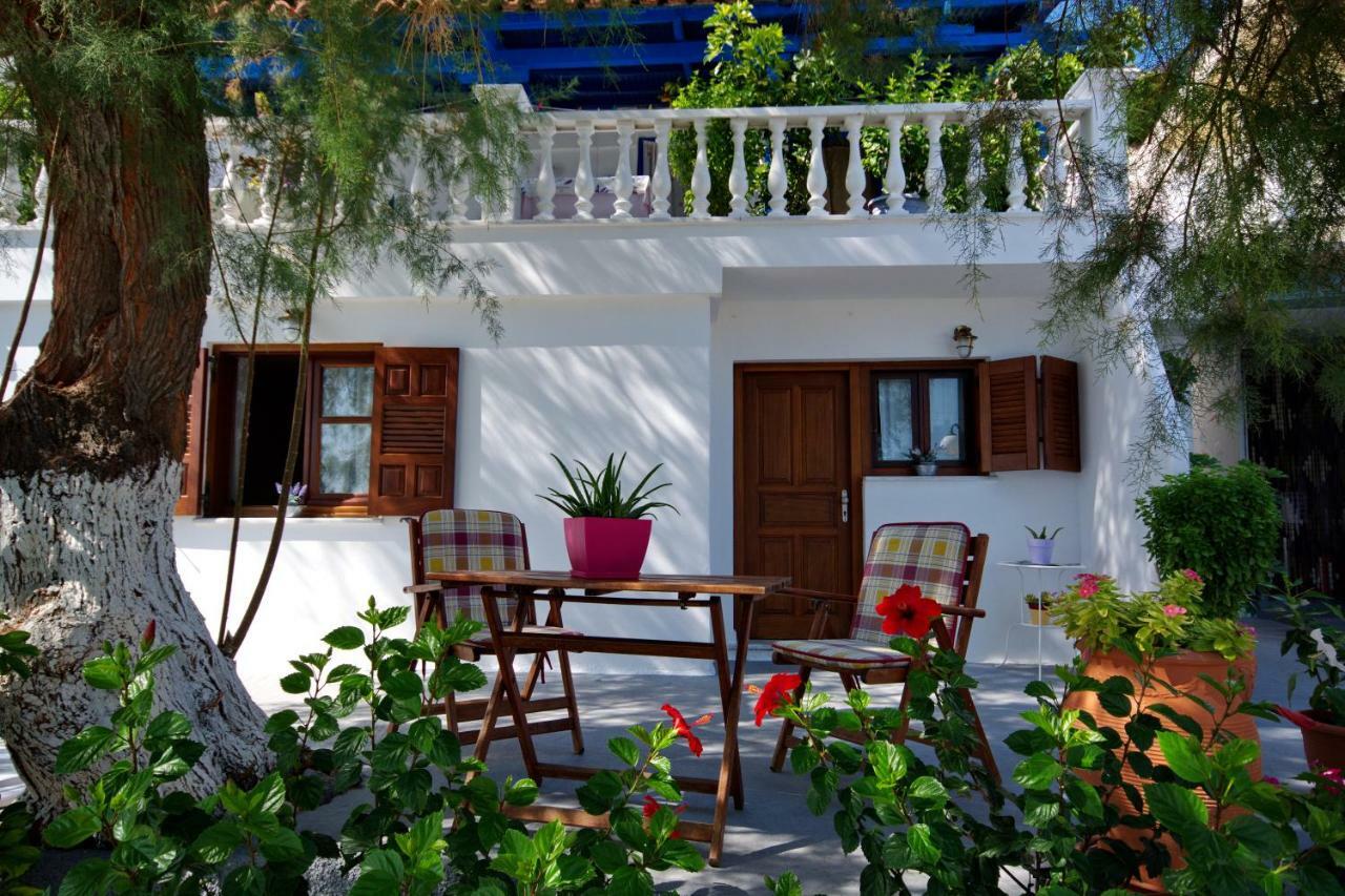 Alexandra Studios 2 Alónnisos Екстериор снимка